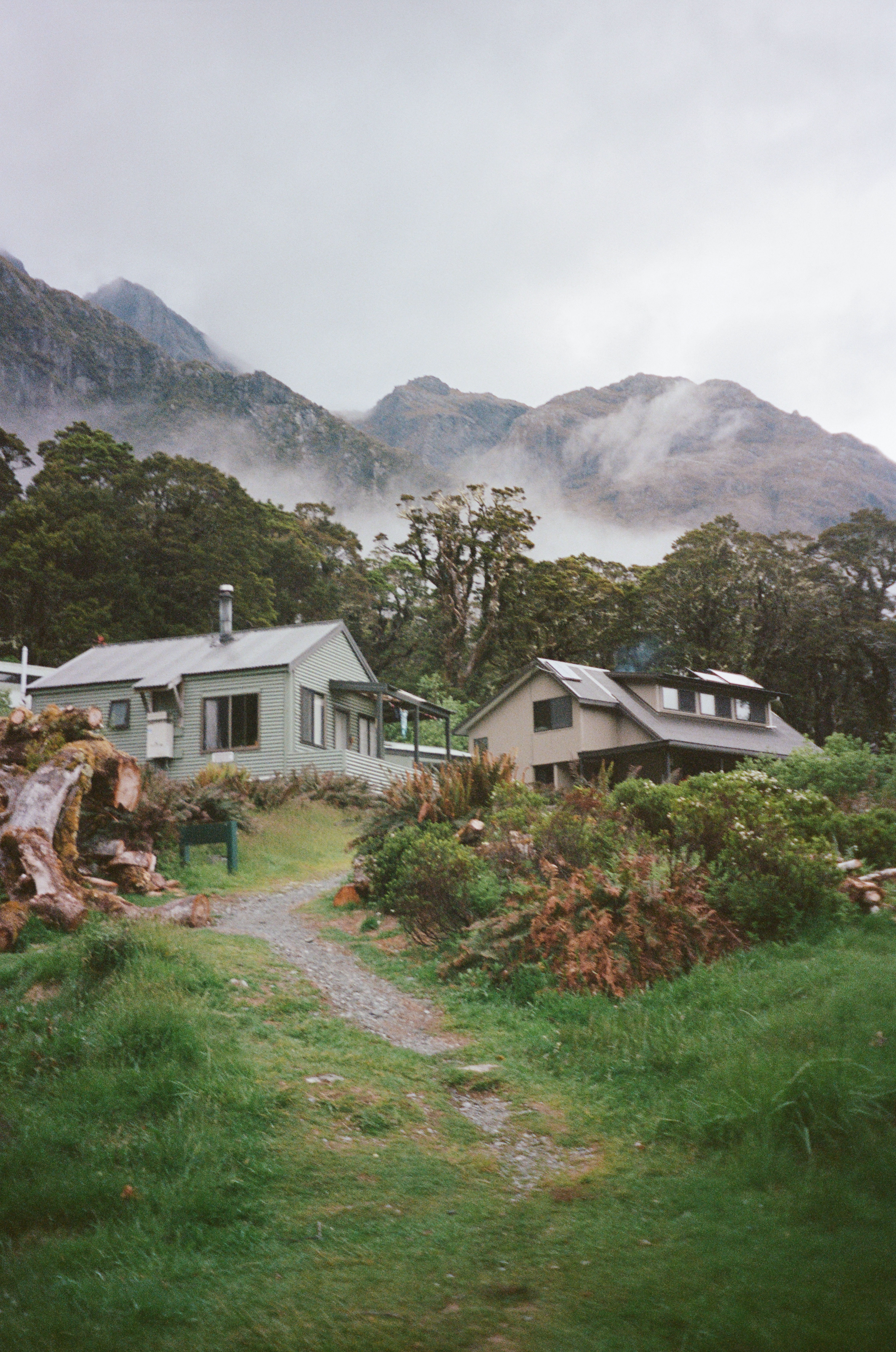 Lake Mackenzie Hut